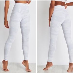 Alo Vapor Camo Leggings